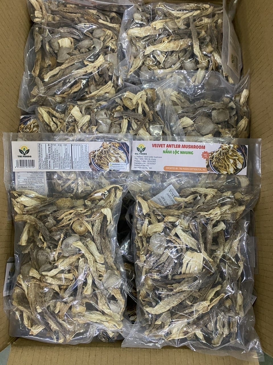 Nấm Lộc Nhung Khô (Velvet Antler Mushroom) - Gói 200g
