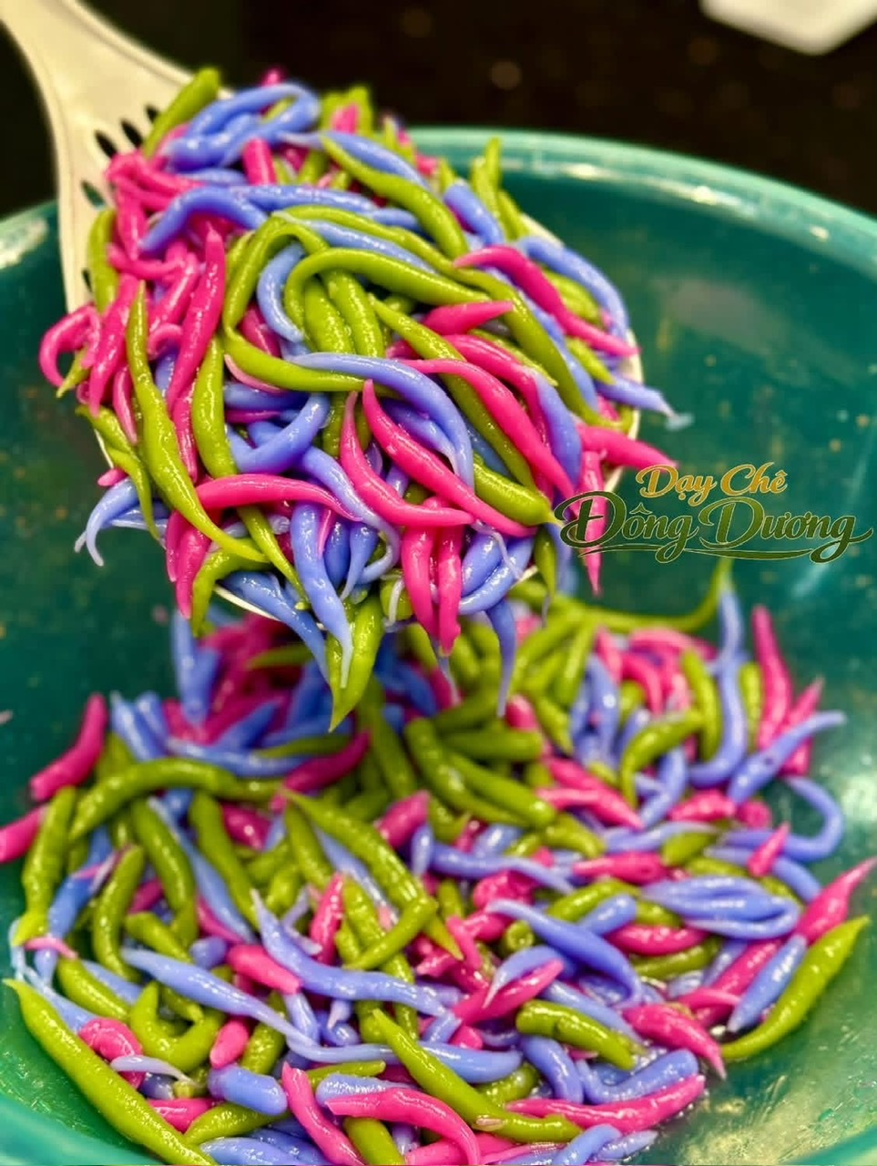 Bánh Lọt Ba Màu - Three-Color Rice Flour Cendol